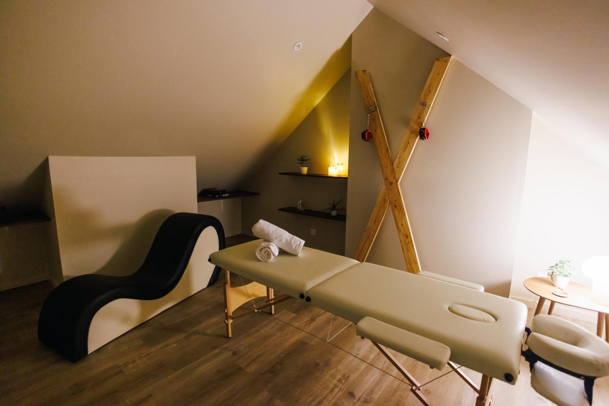 Eden Room - Luxe, Balneo & Sauna Le Mans Exterior foto